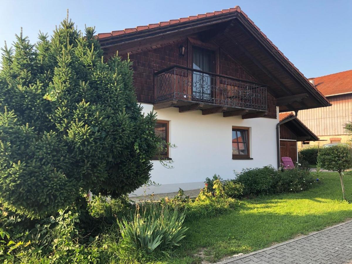 Seehaeuschen - Waging Tettenhausen Waging am See Bagian luar foto