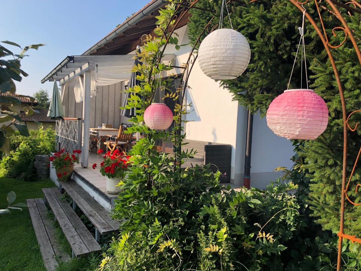Seehaeuschen - Waging Tettenhausen Waging am See Bagian luar foto